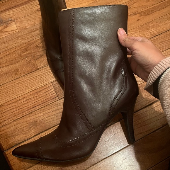 Never worn brown size ten Nine West boots - Picture 7 of 8